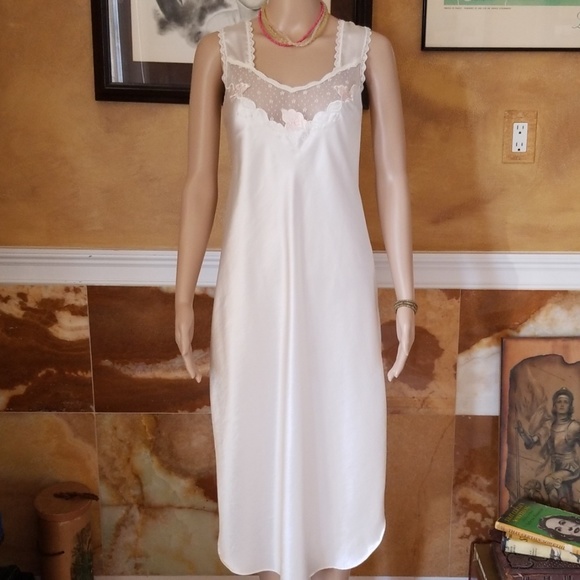 barbizon nightgowns